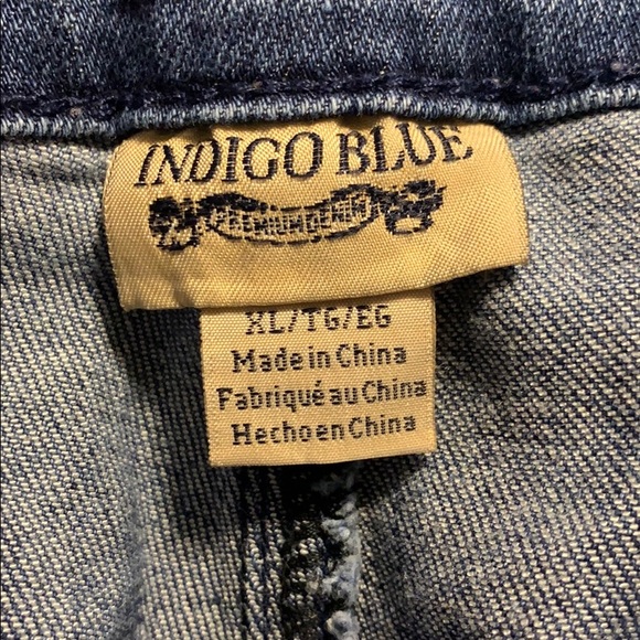 Cute Maternity jeans - Picture 3 of 3